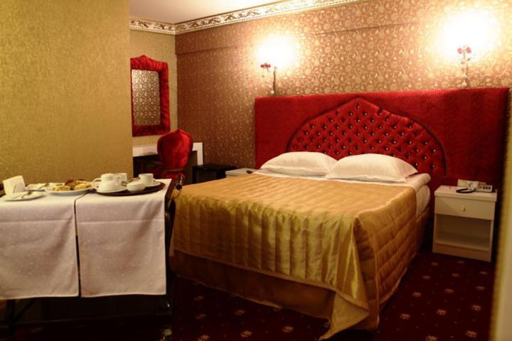 Tac Mahal Hotel Истанбул Екстериор снимка